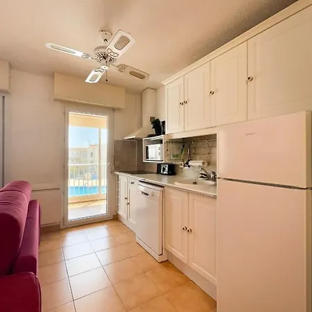 Apt In Residence With Swimming Pool & Balcony Fréjus