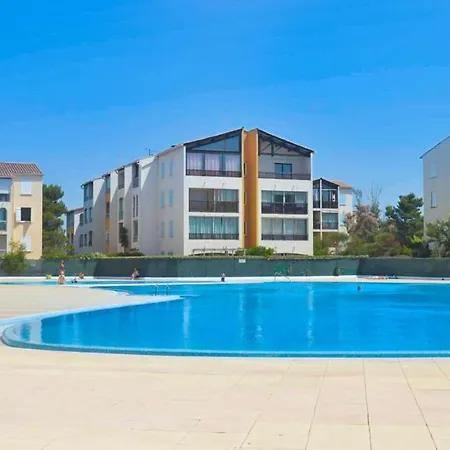 Apartman Apt In Residence With Swimming Pool & Balcony